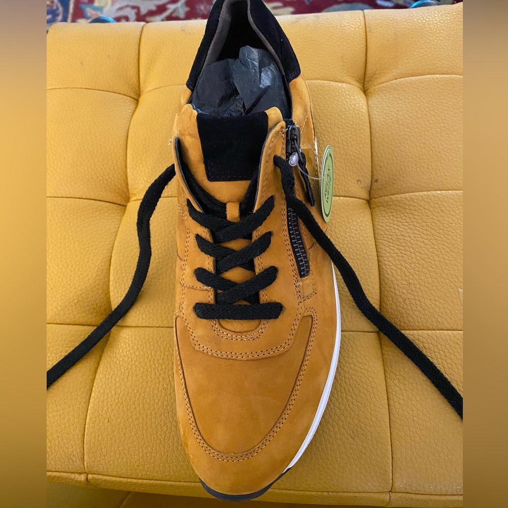 Paul Green Yellow Sneakers-never worn!